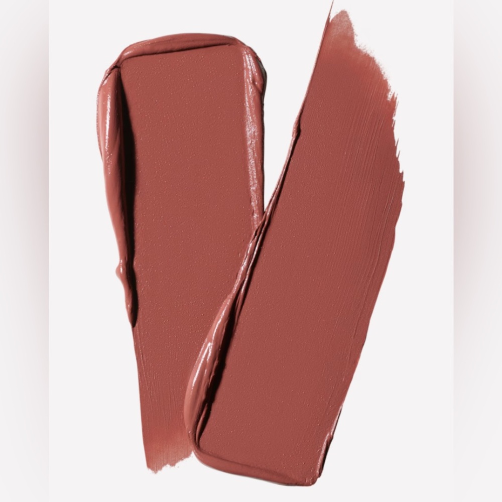 MAC Cosmetics Matte Lipstick - Velvet Teddy - Picture 3 of 9